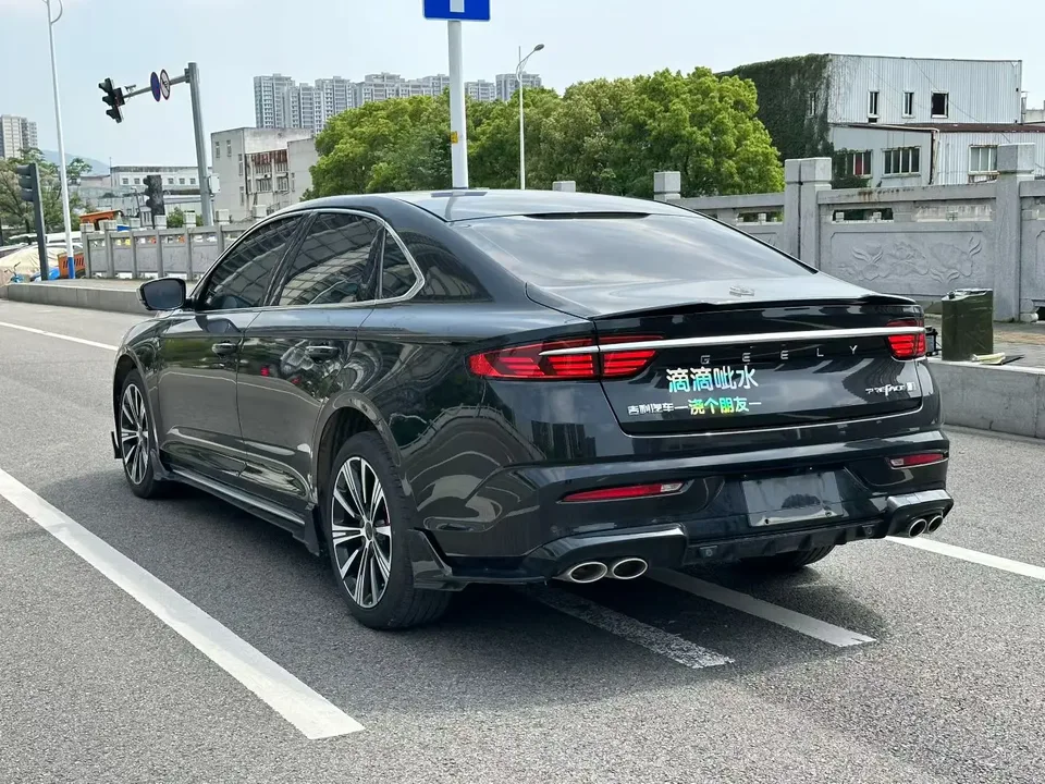 Geely Preface Xing Rui 2025 1.5T Dongfangyao Kunlun Edition 2025 — thumbnail 4