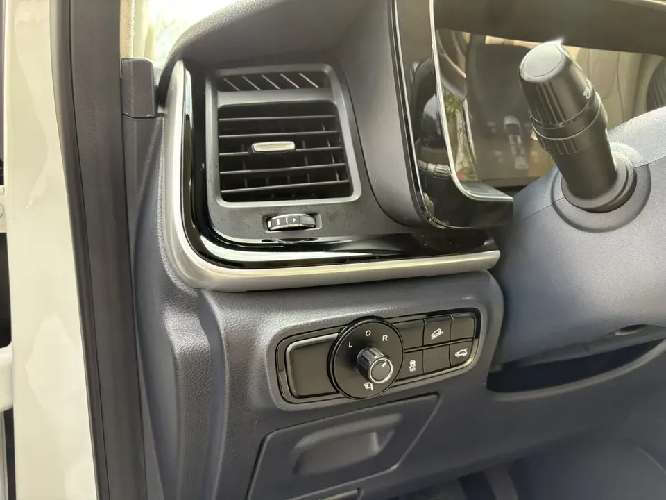 GAC Trumpchi M8 Master Series 390T Four-seat Honor Edition 2022 — миниатюра 5