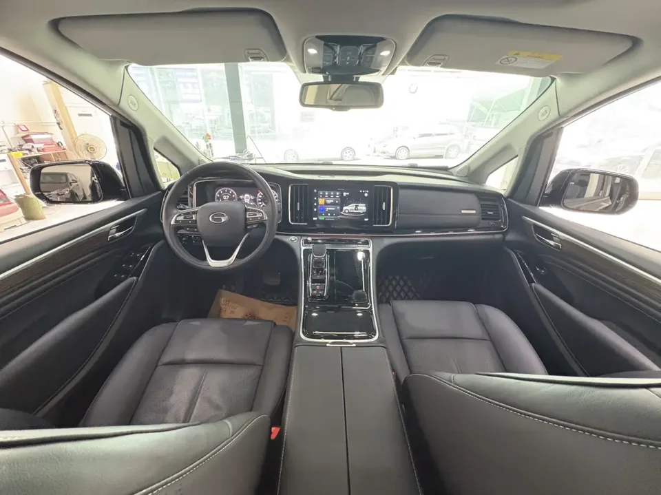GAC Trumpchi M8 Trumpchi M8 2021 Lingxiu Series 390T Supreme Edition 2022 — thumbnail 4