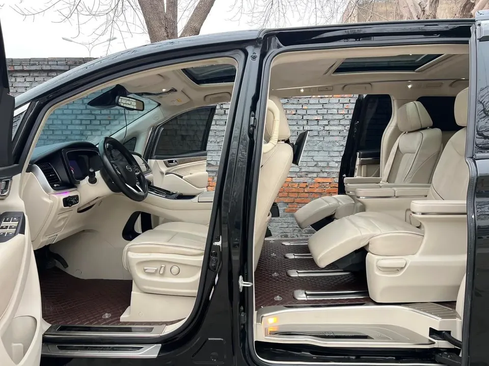 GAC Trumpchi M8 Trumpchi M8 2023 Lingxiu Series 390T Flagship Edition 2022 — миниатюра 3