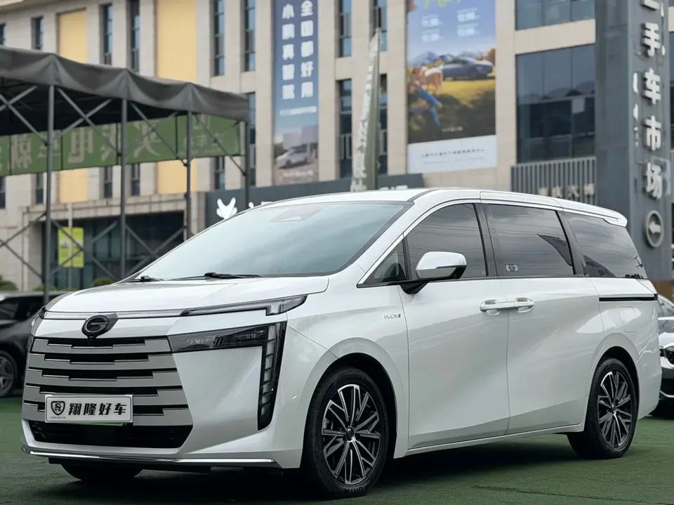 GAC Trumpchi E8 PHEV 2024
