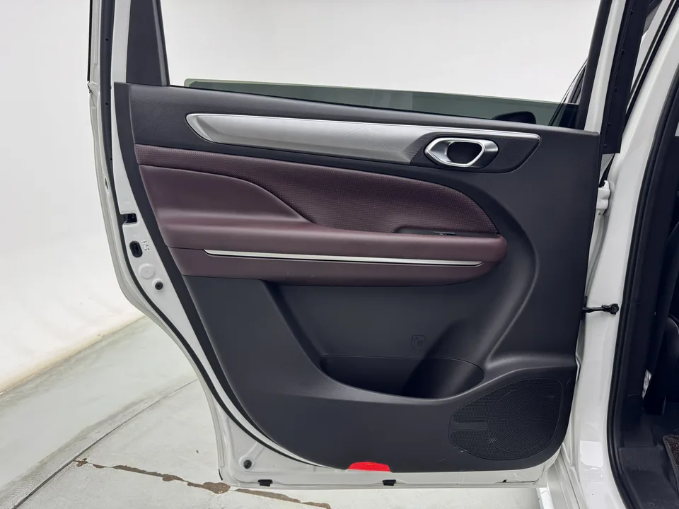 GAC Trumpchi M6 Trumpchi M6 2023 PRO 270T WDCT Premium Edition 2024 — миниатюра 5