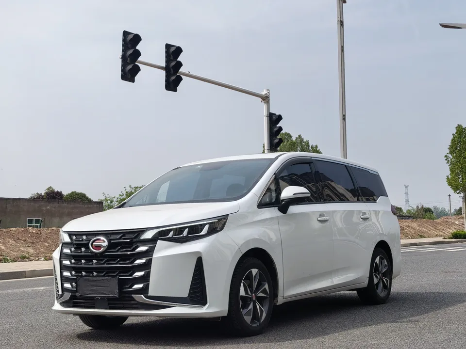 GAC Trumpchi M6 2022