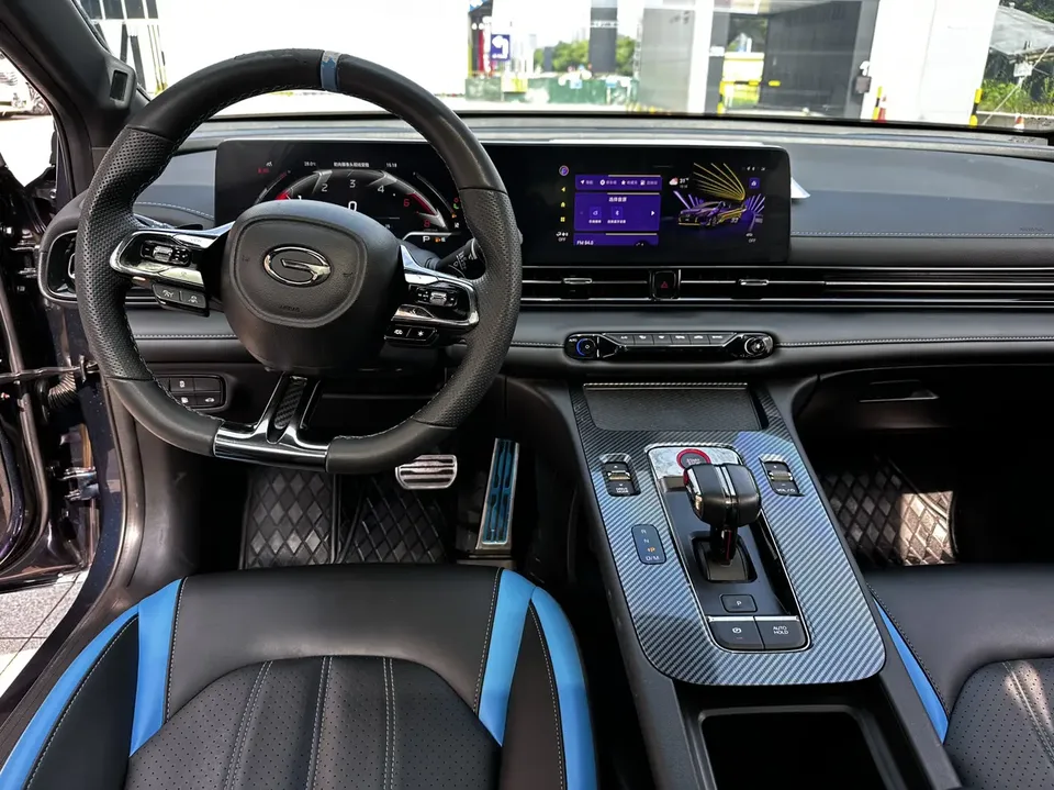 GAC Trumpchi Shadow Leopard 270T J16 Galaxy Fighter Edition 2023 — миниатюра 4