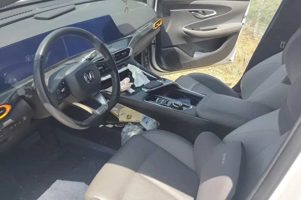 Changan UNI-T Changan UNI-T 2022 1.5T flagship model 2022 — миниатюра 3