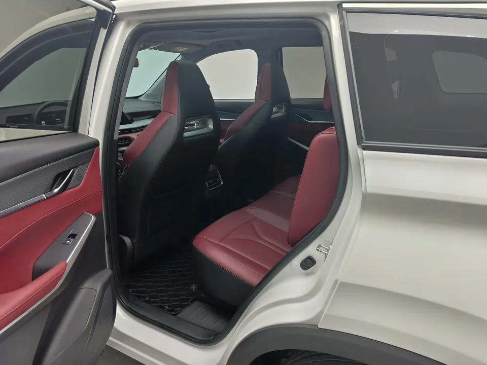 Changan CS75PLUS Second Generation 1.5T Automatic Luxury Edition 2022 — миниатюра 3