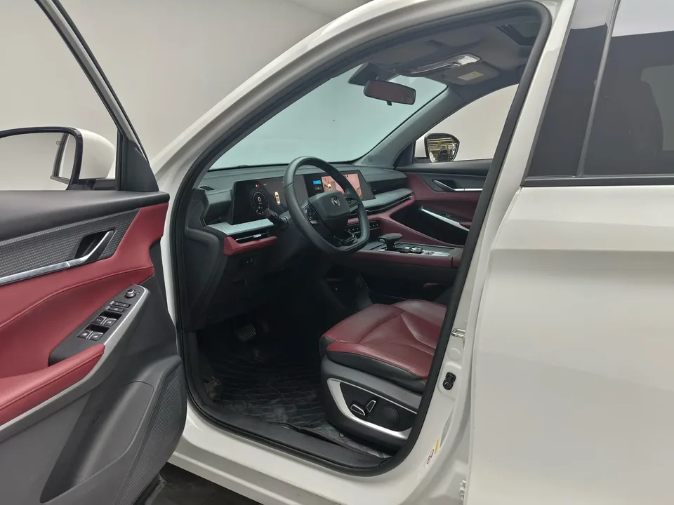 Changan CS75PLUS Second Generation 1.5T Automatic Luxury Edition 2022 — миниатюра 5