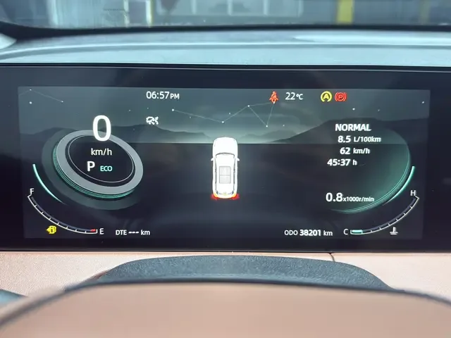 Changan CS75PLUS Changan CS75 PLUS 2023 The third generation 1.5T automatic premium model 2024 — thumbnail 3