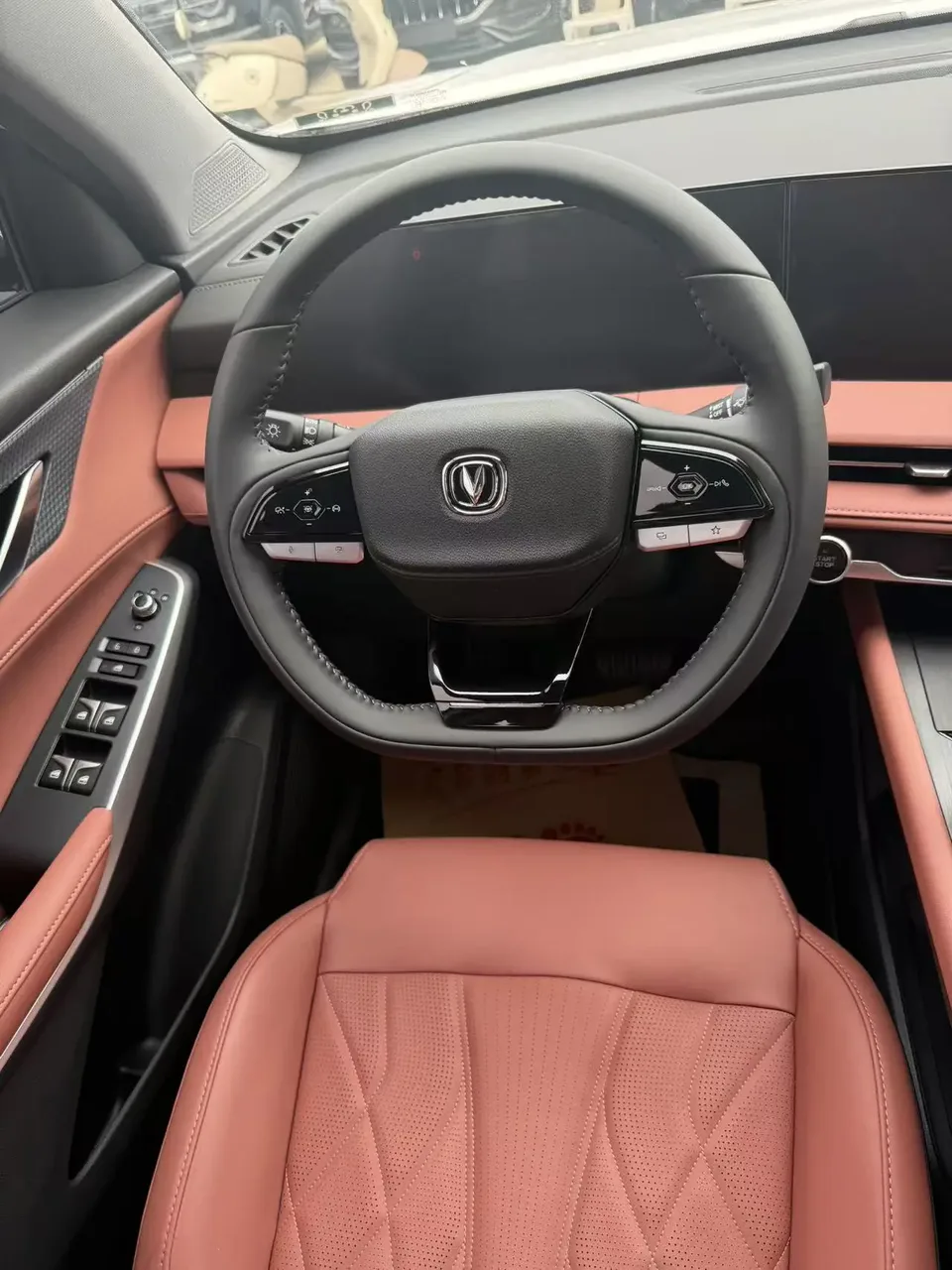 Changan CS75PLUS Third Generation Champion Edition 1.5T Automatic Power Leader 2025 — миниатюра 3