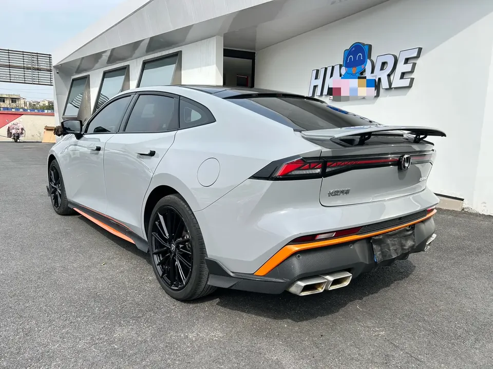 Changan UNI-V 1.5T Premium Sports Edition 2024 — миниатюра 4