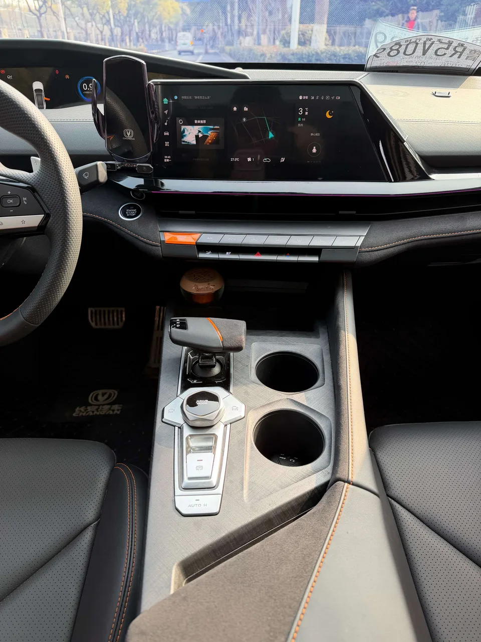 Changan UNI-V 1.5T Sports Edition 2022 — миниатюра 4