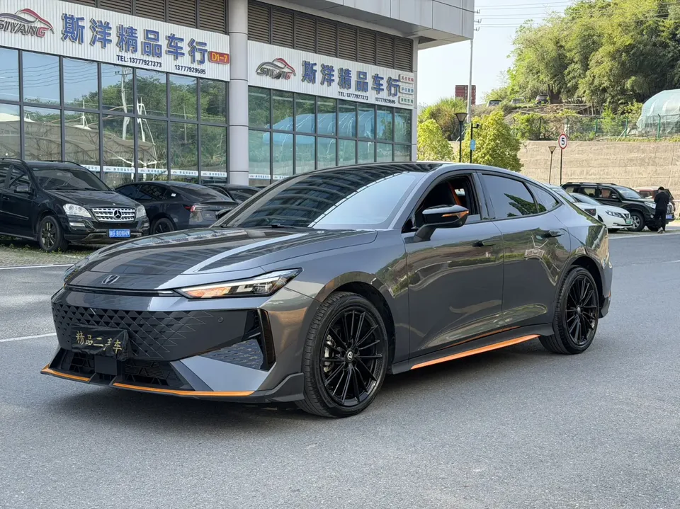 Changan UNI-V 2025