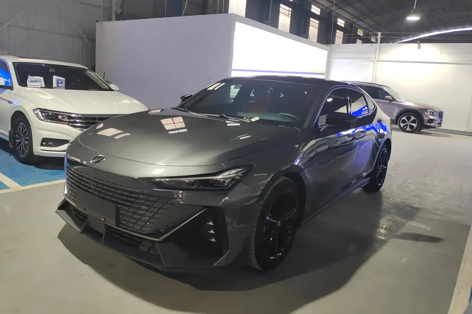 Changan UNI-V 2023
