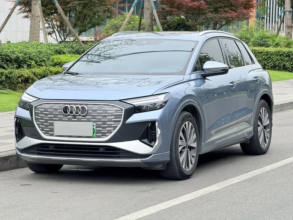 Audi Q4 e-tron 2023