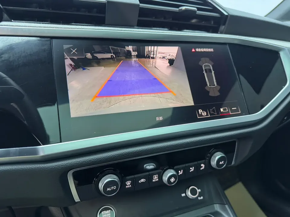 Audi Q3 Audi Q3 2024 40 TFSI Fashion Dynamic Edition 2024 — миниатюра 4