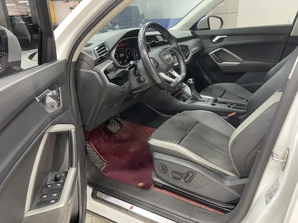 Audi Q3 Audi Q3 2022 35 TFSI Fashionable and Dynamic 2022 — миниатюра 5