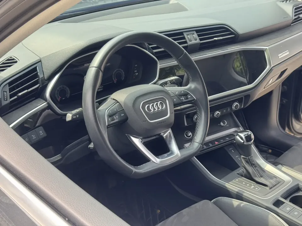 Audi Q3 Audi Q3 2022 35 TFSI Fashionable and Dynamic 2022 — миниатюра 4
