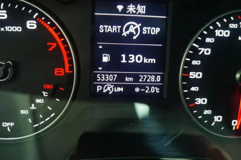 Audi Q2L Audi Q2L 2022 35 TFSI Fashion Dynamic Edition 2023 — миниатюра 3