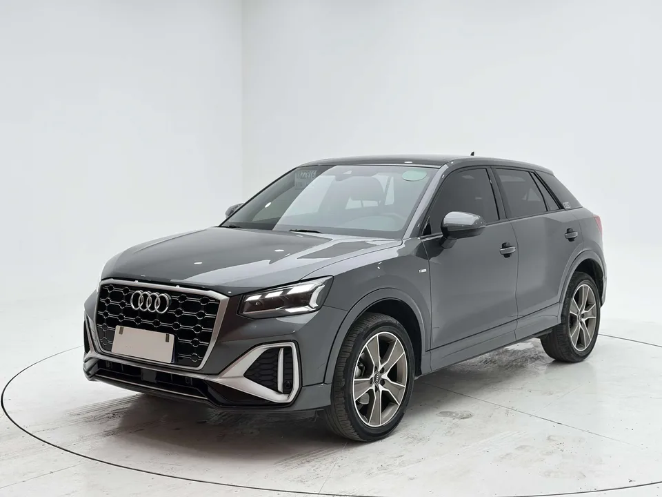 Audi Q2L Audi Q2L 2022 35 TFSI Fashion Dynamic Edition 2022 — фото 1, купить с доставкой в Москву