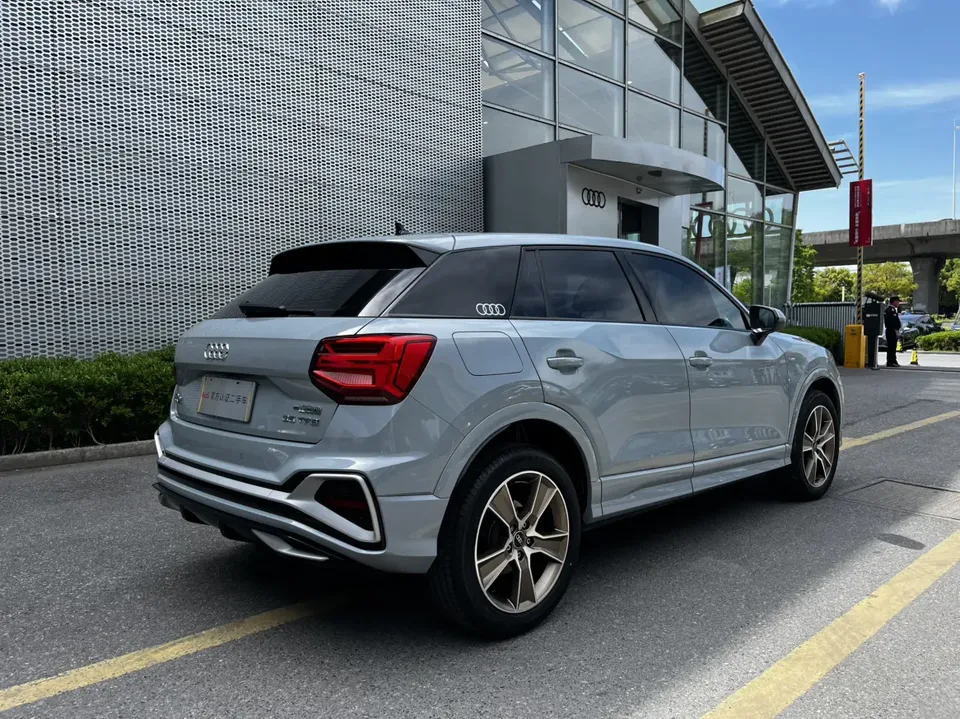 Audi Q2L Audi Q2L 2024 35 TFSI Fashion Dynamic Edition 2024 — миниатюра 2