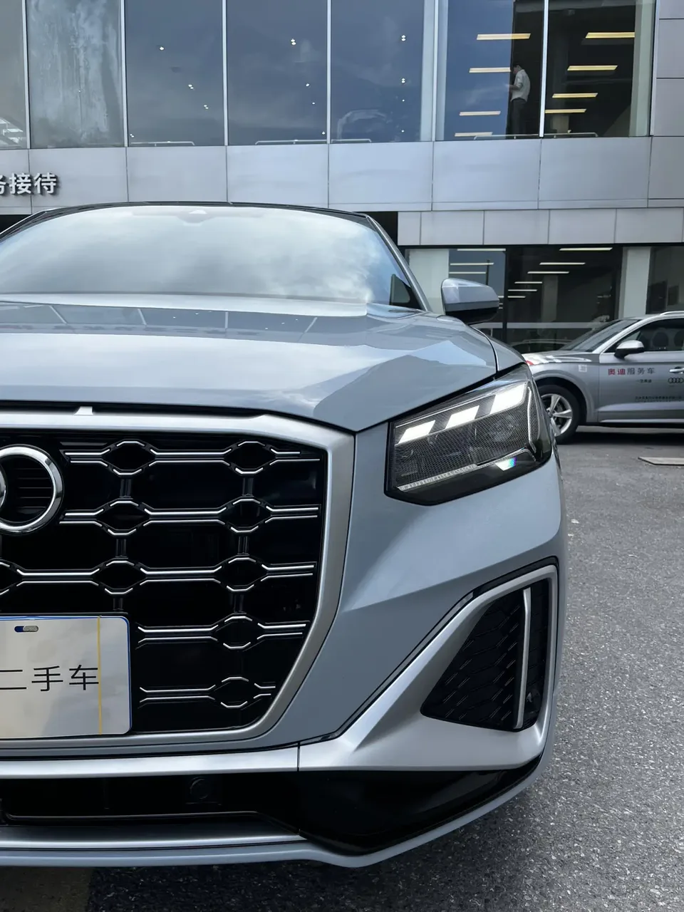 Audi Q2L Audi Q2L 2024 35 TFSI Fashion Dynamic Edition 2024 — миниатюра 3