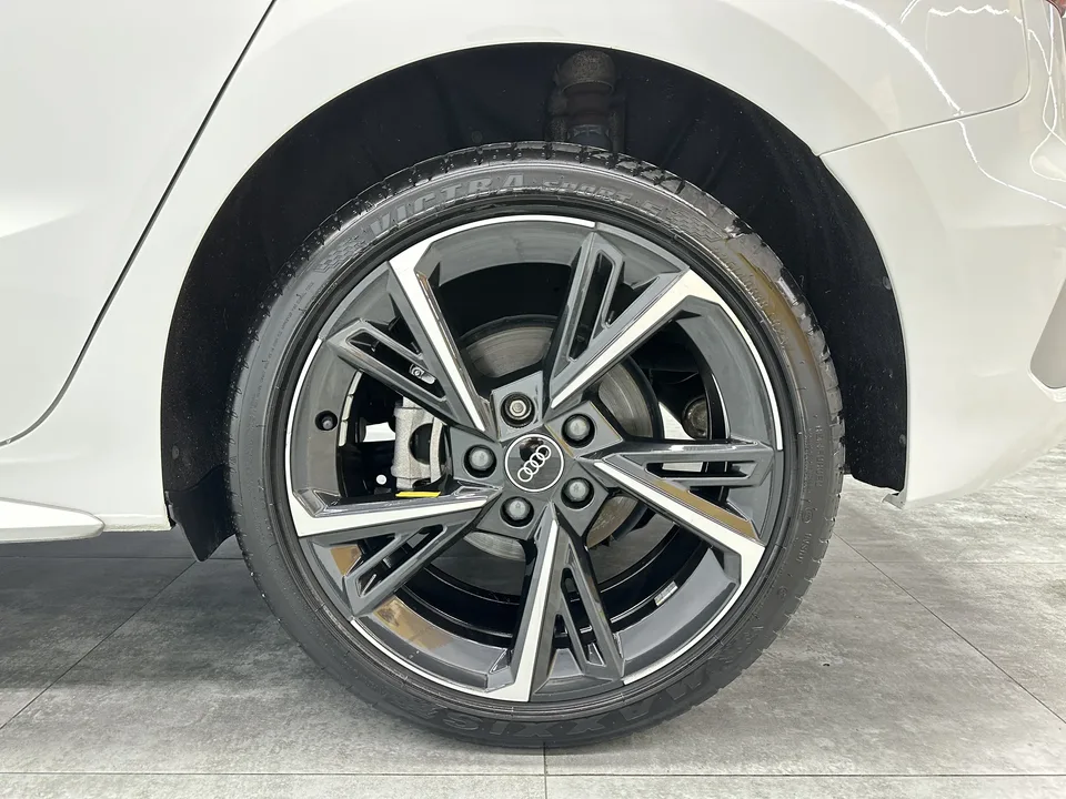 Audi A3 Audi A3 2024 Sportback 35 TFSI Stylish and sporty 2024 — thumbnail 3