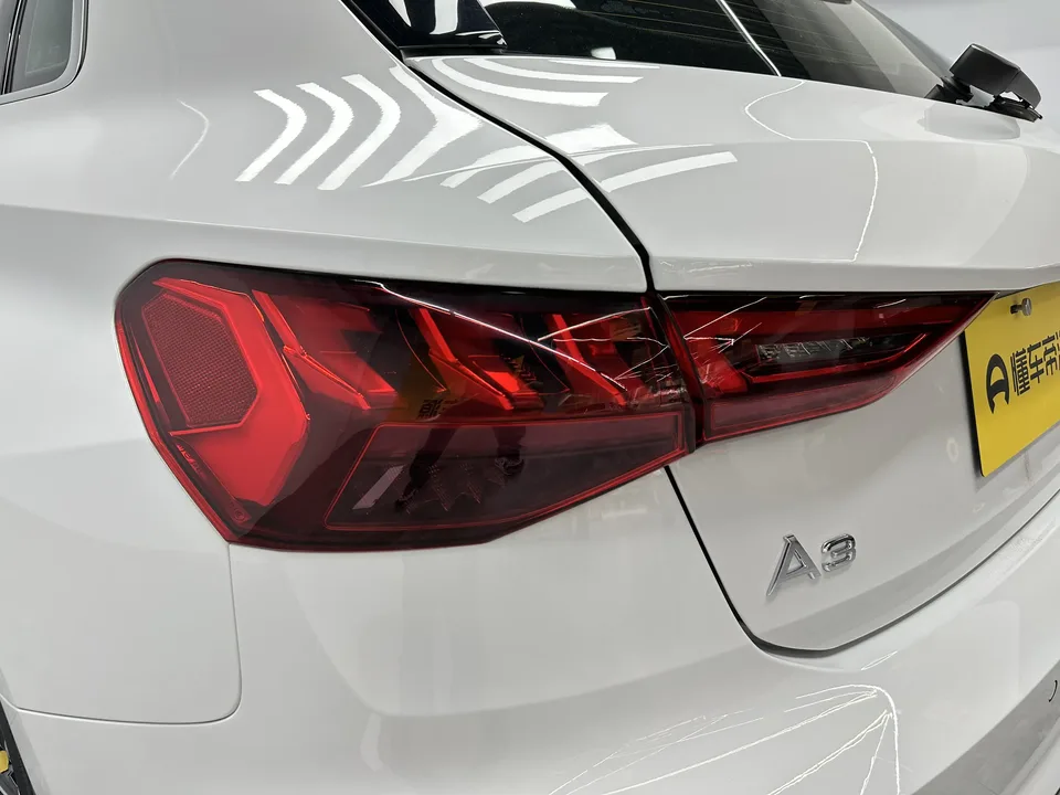 Audi A3 Audi A3 2024 Sportback 35 TFSI Stylish and sporty 2024 — thumbnail 4
