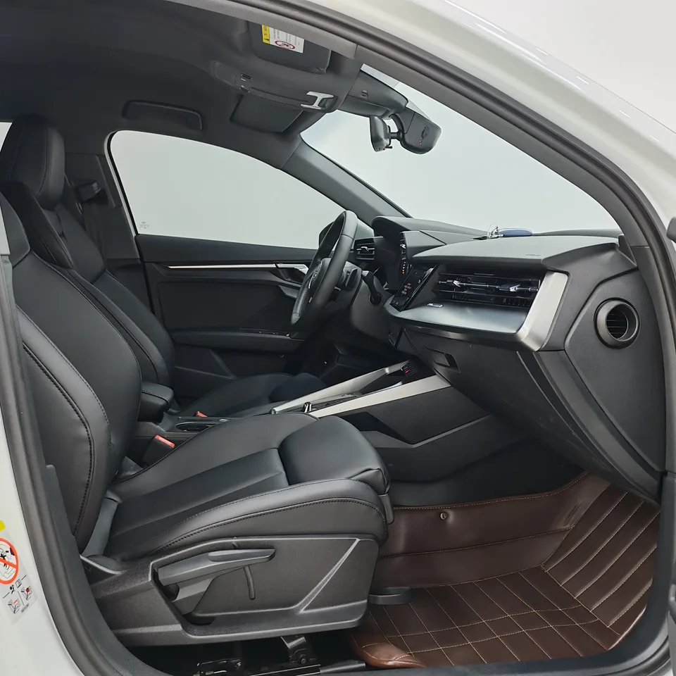 Audi A3 Sportback 35 TFSI Aggressive Sports Edition 2022 — миниатюра 5