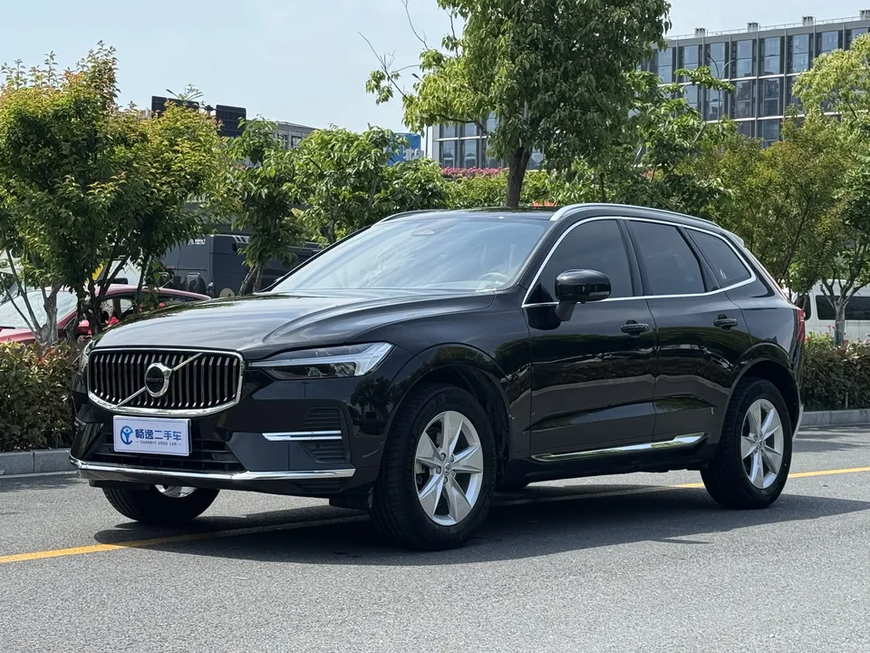 Volvo XC60 2022