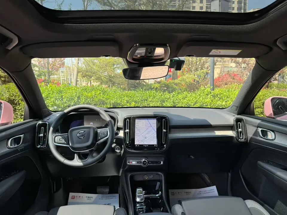 Volvo XC40 Volvo XC40 2023 B3 Zhiyuan Luxury Edition 2023 — миниатюра 2