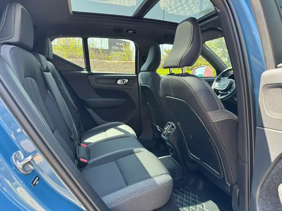 Volvo XC40 Volvo XC40 2023 B3 Zhiyuan Luxury Edition 2023 — миниатюра 3