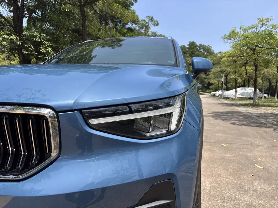 Volvo XC40 Volvo XC40 2023 B3 Zhiyuan Luxury Edition 2023 — миниатюра 3