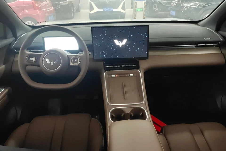 Wuling Starlight S PHEV 130km Pilot Edition 2025 — миниатюра 5
