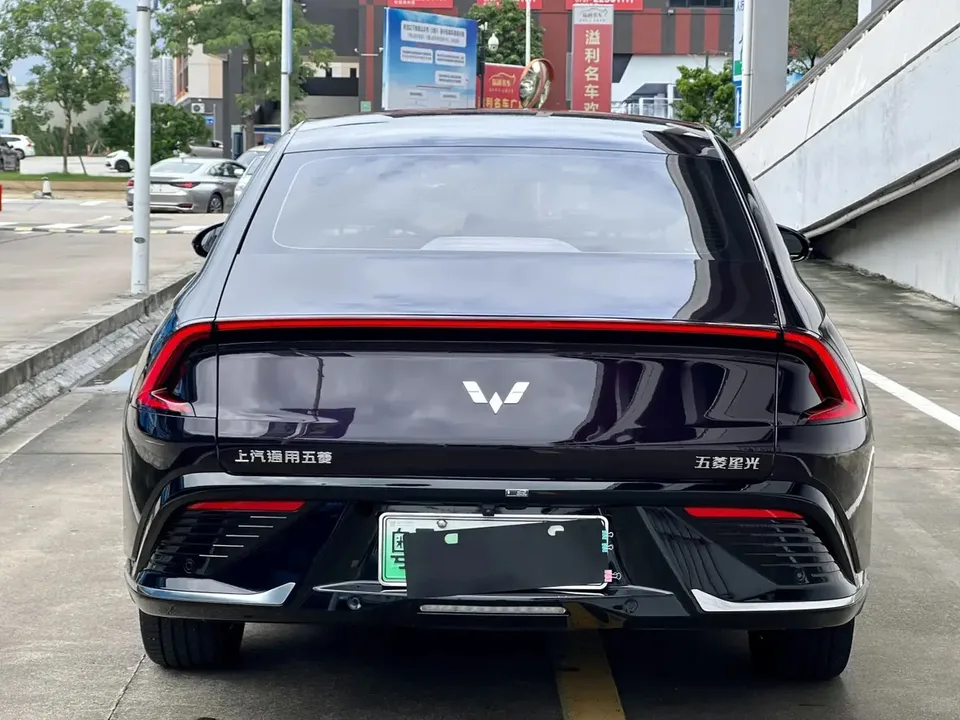 Wuling Starlight PHEV 150 Advanced Edition 2024 — миниатюра 2
