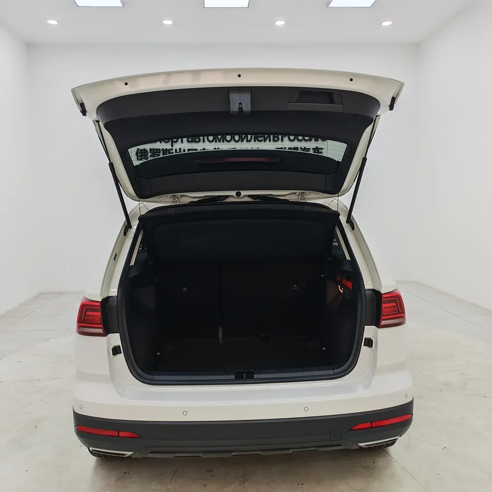 Volkswagen Tharu 280TSI 2WD Luxury Edition 2023 — миниатюра 3