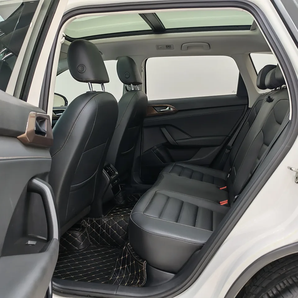 Volkswagen Tharu 280TSI 2WD Luxury Edition 2023 — миниатюра 5