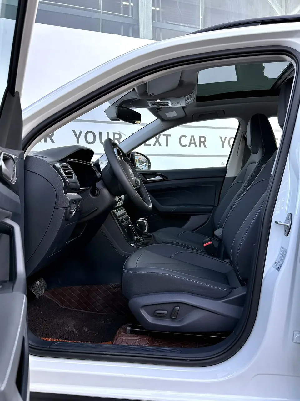 Volkswagen Tharu Tuyue 2025 New 300TSI Ruixiang Edition 2026 — миниатюра 5