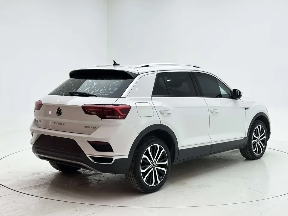 Volkswagen T-Roc TANG 2021 280TSI DSG 2WD Comfort Smart Edition 2022 — thumbnail 2