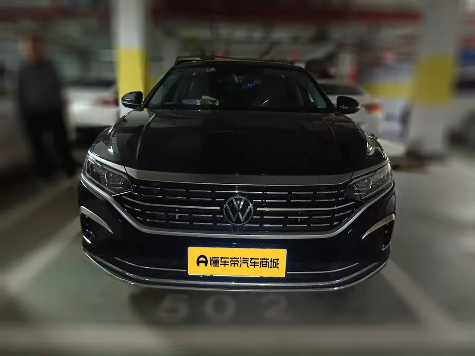 Volkswagen Passat 2023