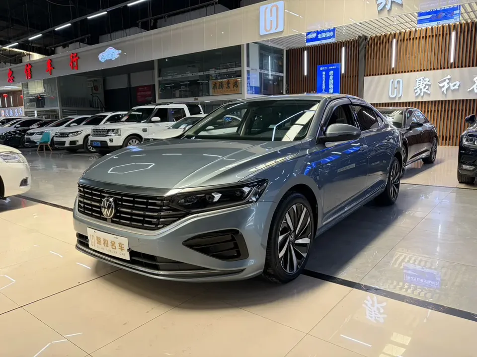 Volkswagen Passat 2022