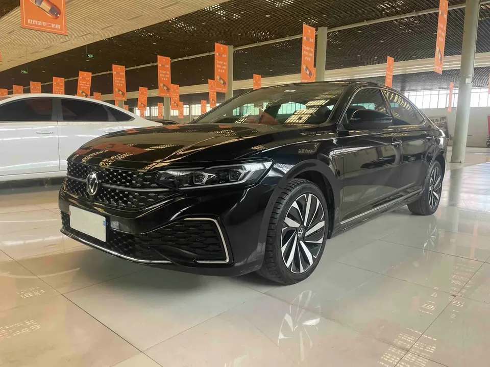 Volkswagen Passat 2022