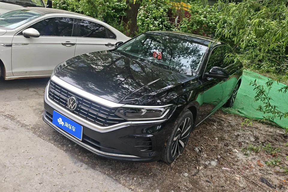 Volkswagen Passat 2022