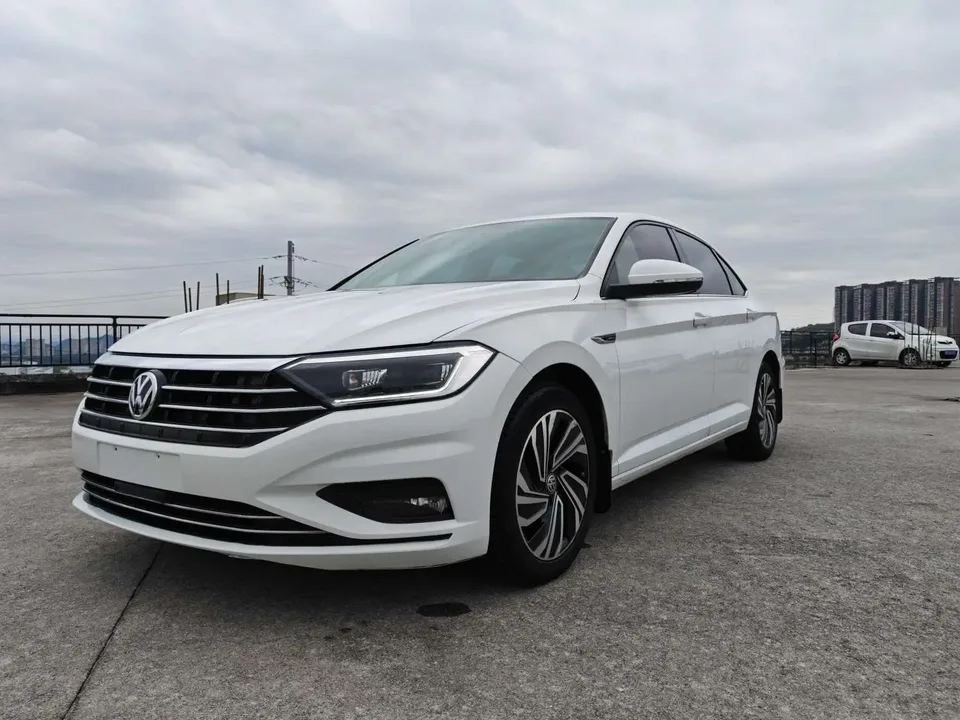 Volkswagen Sagitar 2022