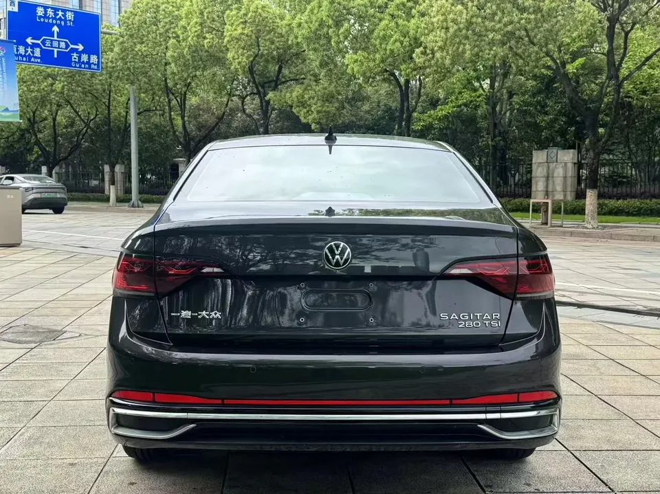 Volkswagen Sagitar 2023 Sagitar 280TSI DSG Beyond Edition 2023 — миниатюра 2