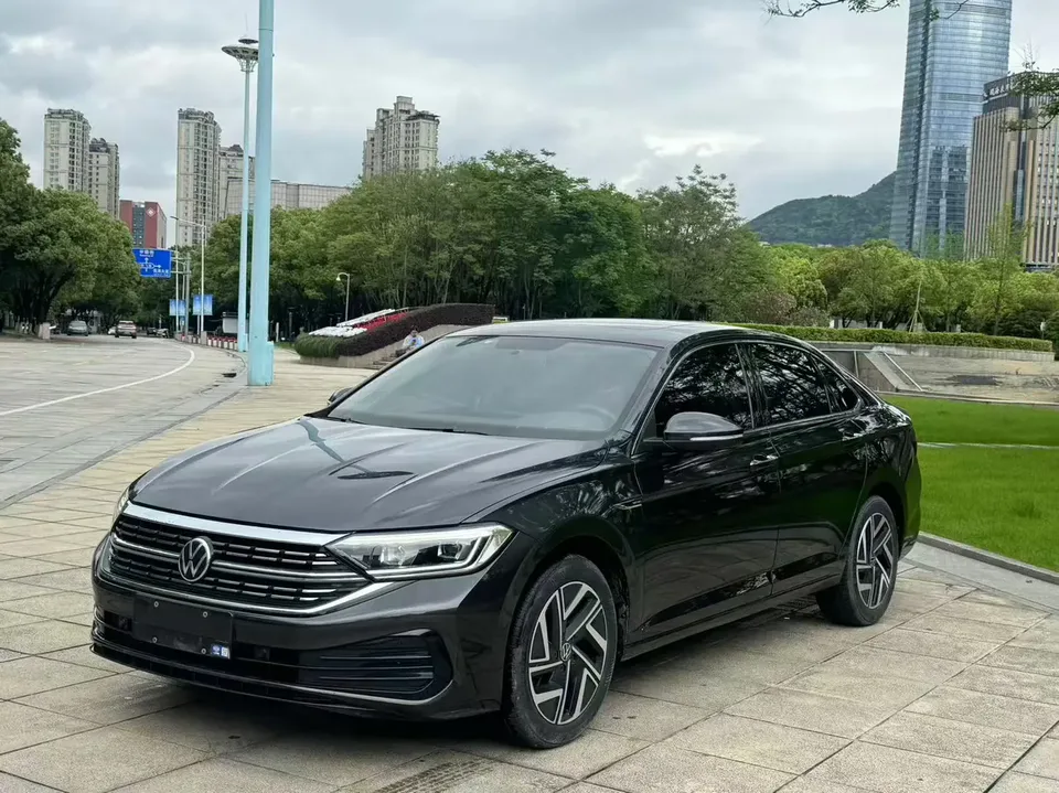 Volkswagen Sagitar 2023