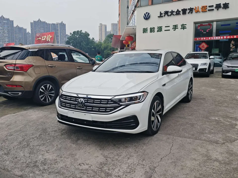 Volkswagen Sagitar 2023
