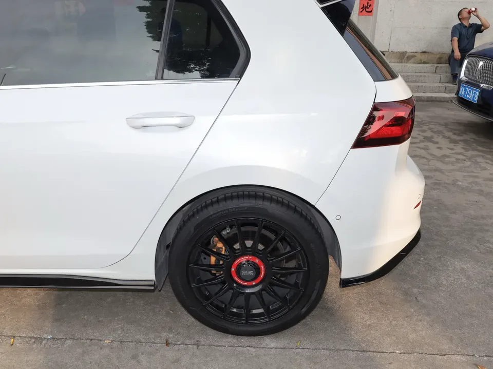 Volkswagen Golf Golf 2021 280TSI DSG R-Line 2023 — миниатюра 5
