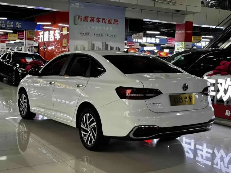 Volkswagen Lavida Lavida 2023 1.5L automatic full version 2023 — миниатюра 2