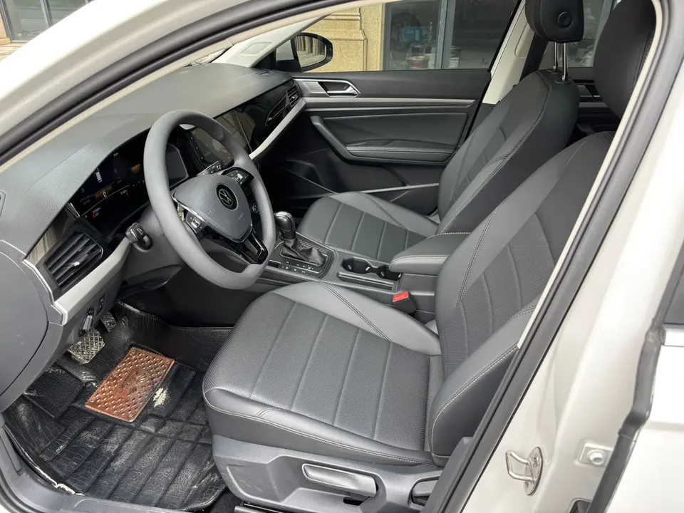 Volkswagen Lavida Lavida 2022 1.5L Automatic Comfort Edition 2022 — миниатюра 5