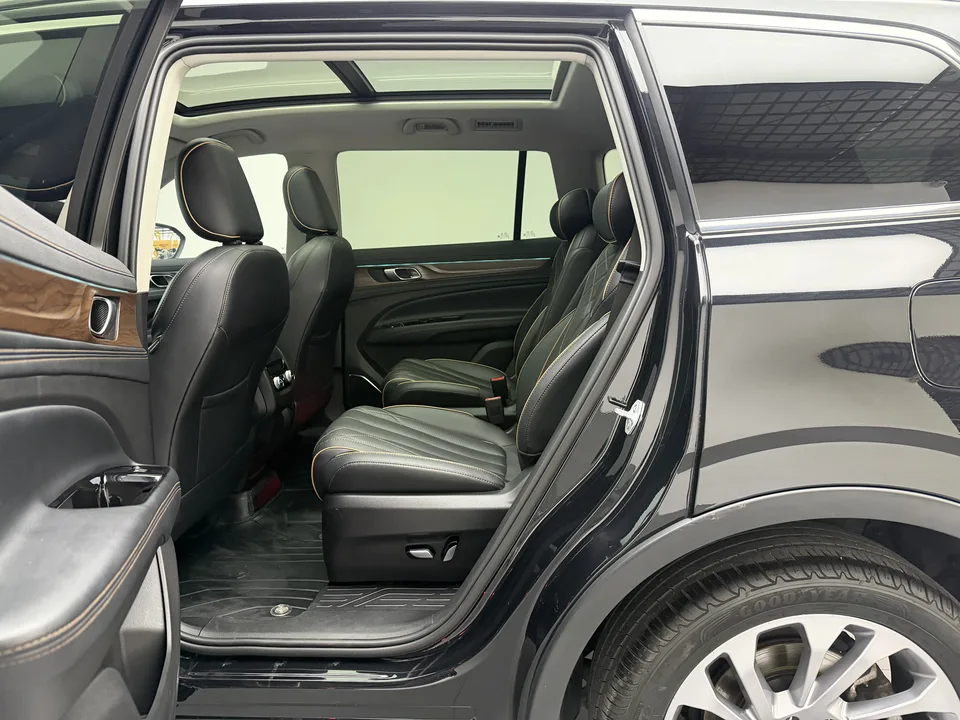 Ford Lingyu EcoBoost 225 6-seater collar type 2022 — миниатюра 3